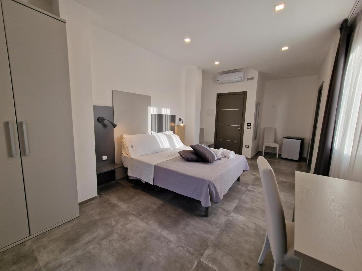 Marebed Apartments & Rooms Porto Cesareo Kültér fotó