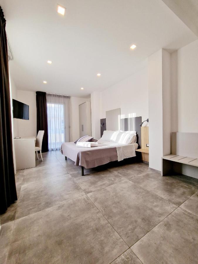 Marebed Apartments & Rooms Porto Cesareo Kültér fotó